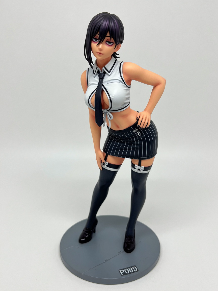 Figura garage kit Fammi · estilo Mistico · misticismo sereno · resina pintada a mano · Garage Kit Studio