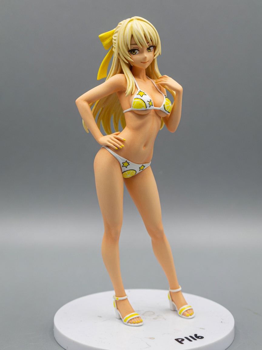 Figura garage kit Naggisa Momoe · estilo Cyber · cyber resina · resina pintada a mano · Garage Kit Studio