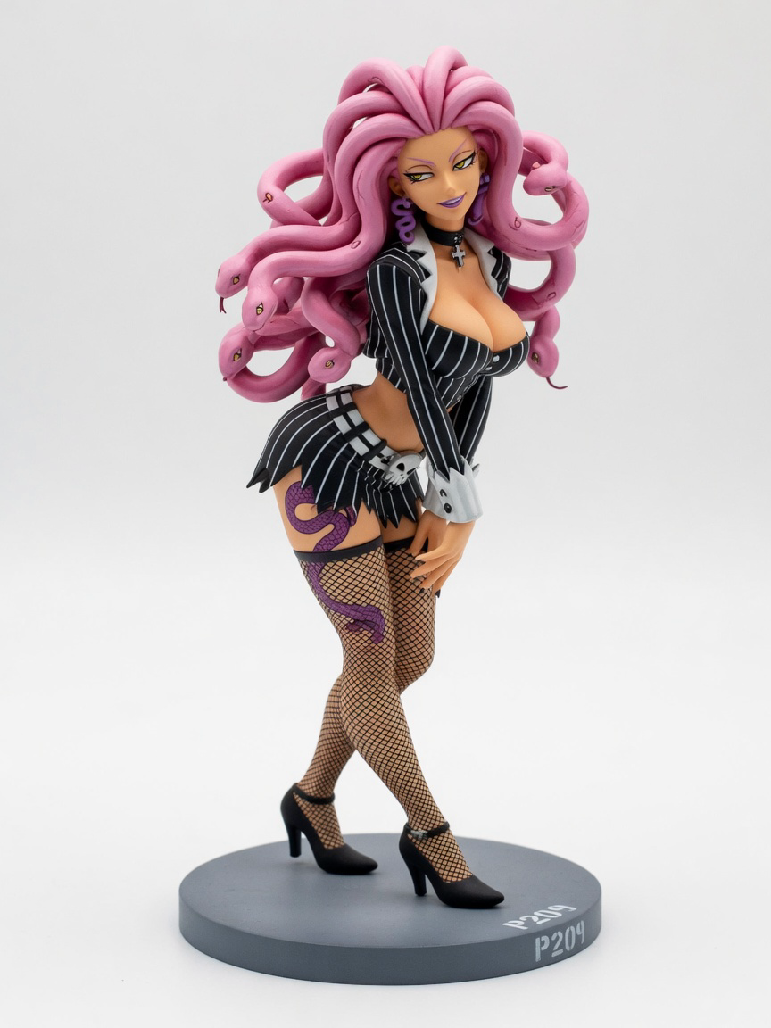 Figura garage kit Medosa Gorgon · estilo Mistico · misticismo sereno · resina pintada a mano · Garage Kit Studio
